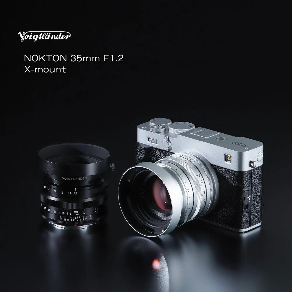 フォクトレンダー「NOKTON 35mm F1.2 X-mount」にシルバーモデルが登場。クラシカルな別売フードも同時発売