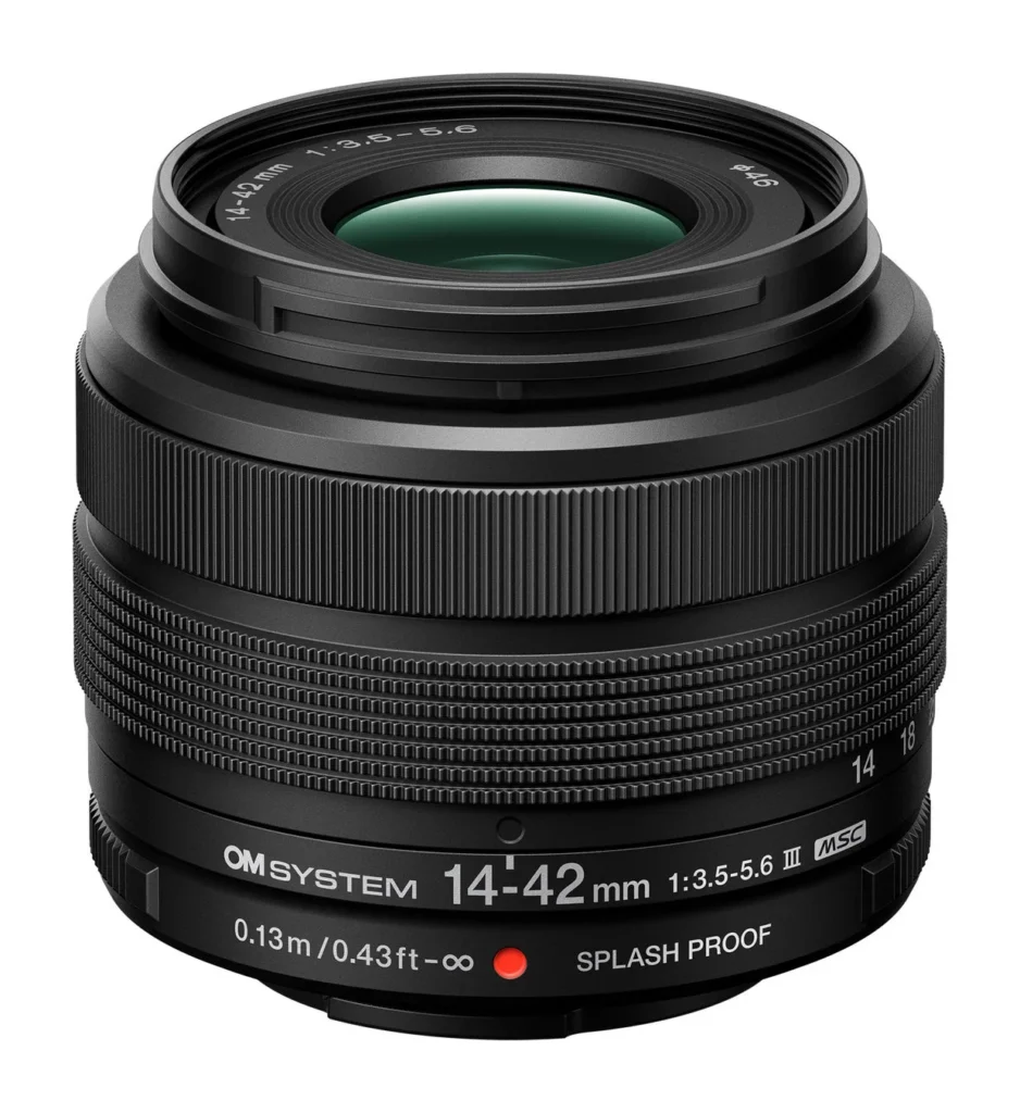 OM SYSTEMから新標準ズームレンズ「M.ZUIKO DIGITAL 14-42mm F3.5-5.6 III」が登場!小型軽量・近接撮影・防塵防滴で撮影の幅が広がる