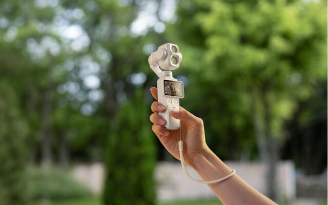 DJI Osmo Pocket 4Pに新色パールホワイトが登場。世界中の映像クリエイターに、洗練されたスタイルを