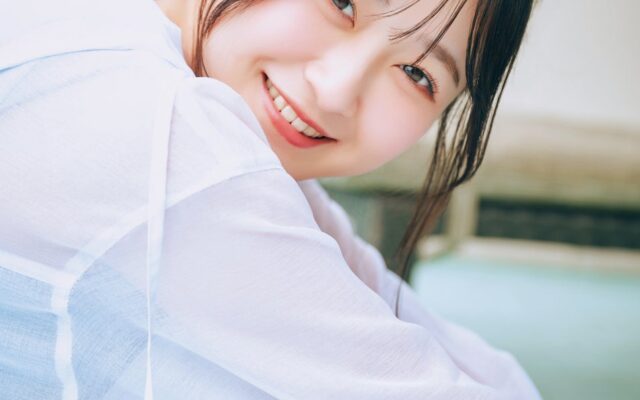 声優・遠藤璃菜さんの1st写真集が本日10月6日に発売！